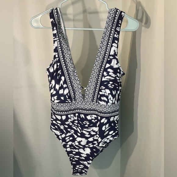 La Blanca Changing Tides Plunge One Piece Swimsuit in Indigo Blue Size 10 - Picture 2 of 4